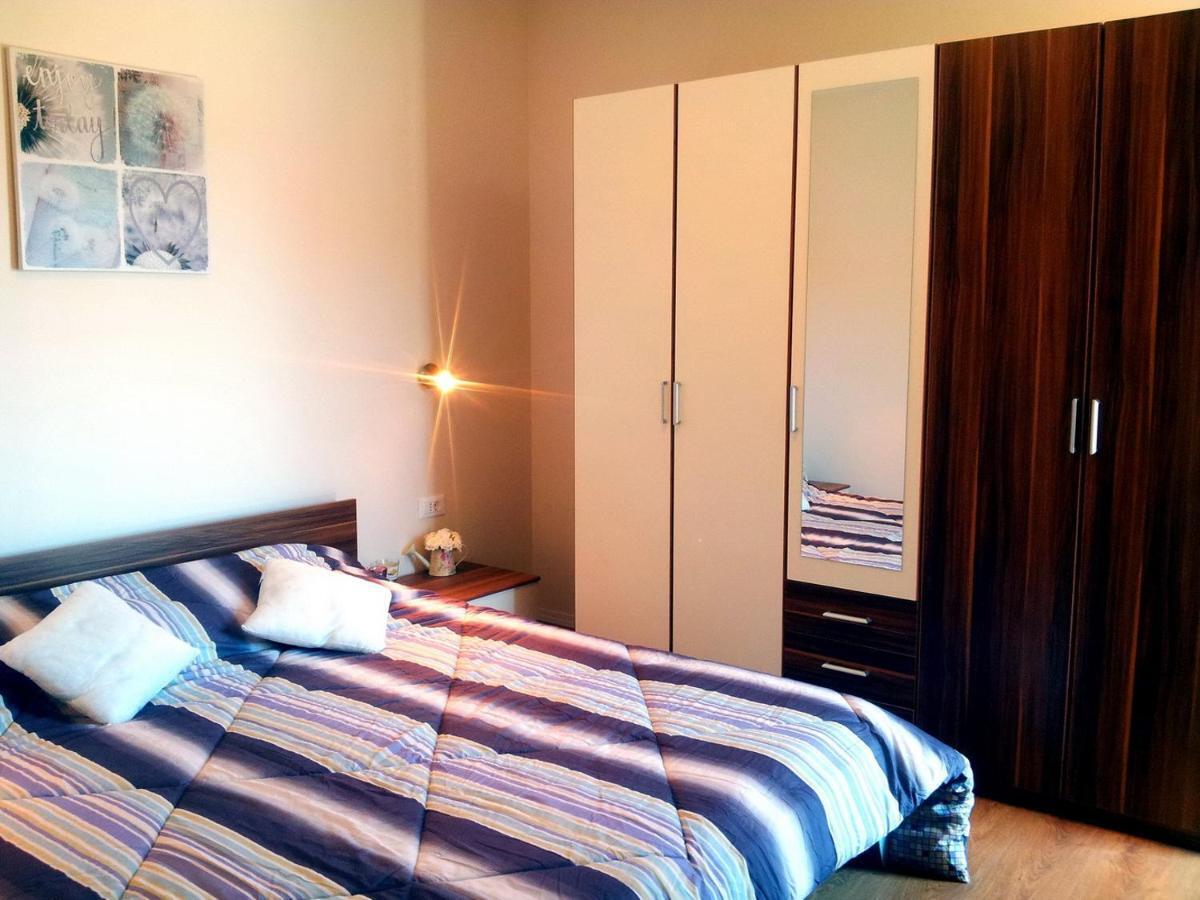 Apartment Maria - Comfortable Kaštela Buitenkant foto